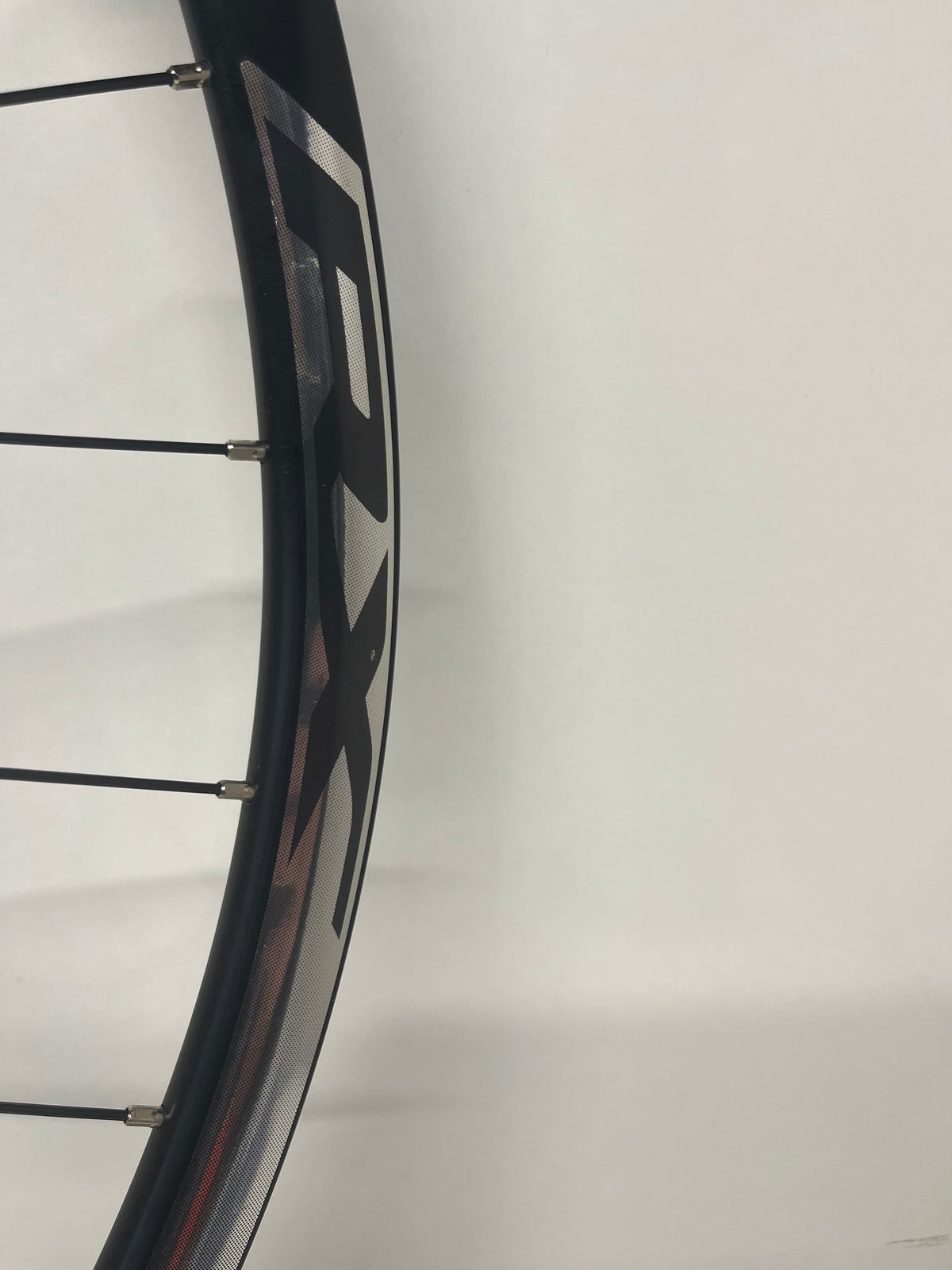 Shimano RX010 700c Front Wheel Disc Quick Release Black 24mm Road Rim